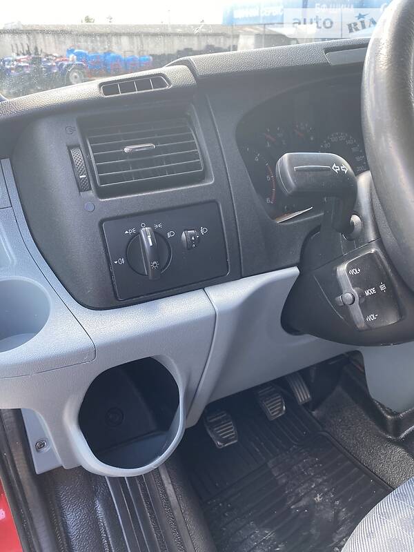 Вантажний фургон Ford Transit 2012 в Хмельницькому