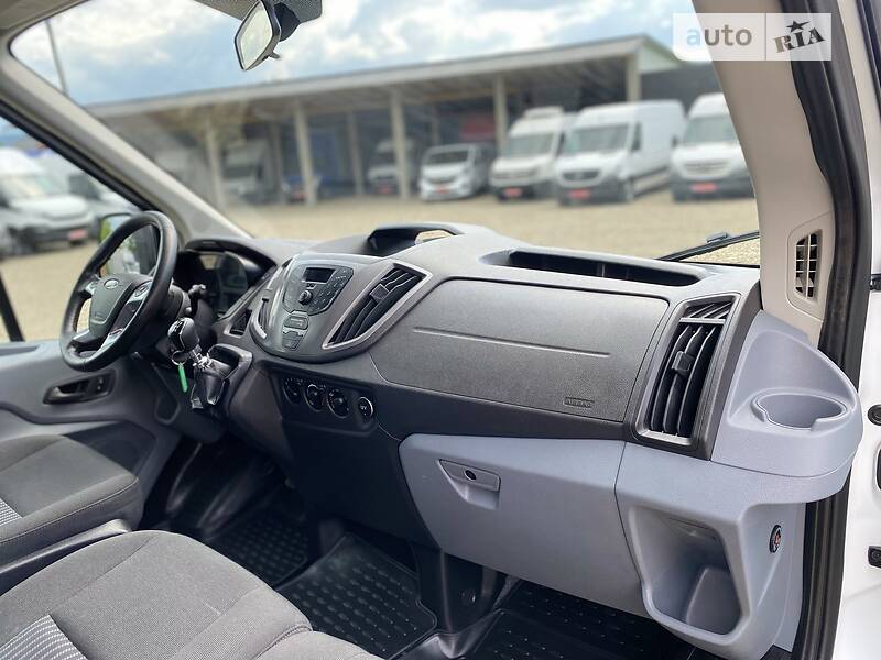 Мінівен Ford Transit 2018 в Мукачевому