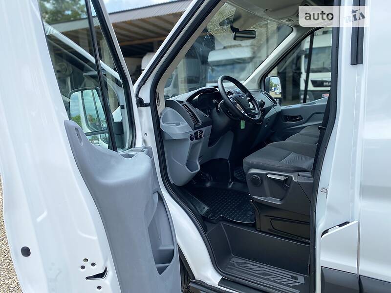 Мінівен Ford Transit 2018 в Мукачевому