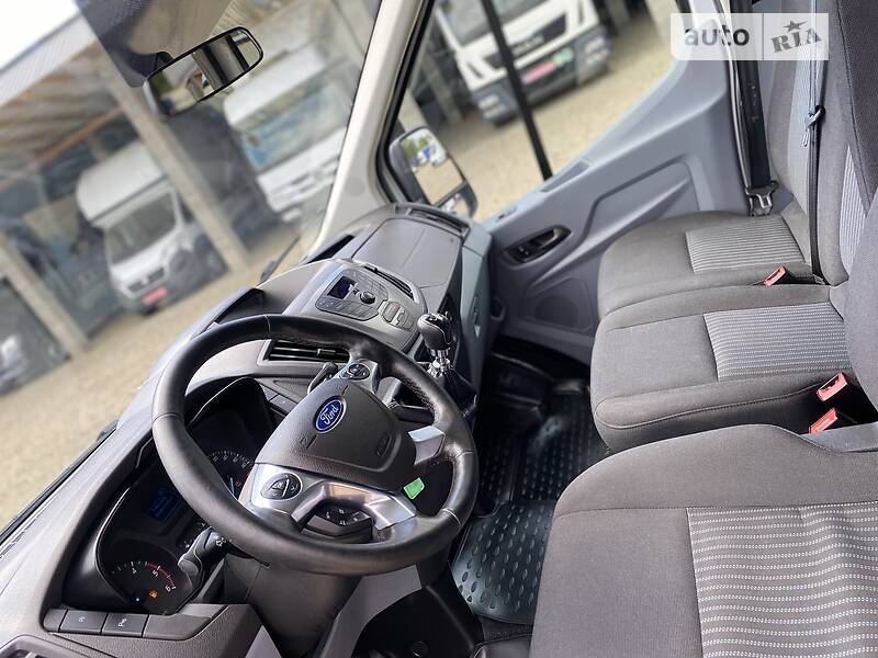 Мінівен Ford Transit 2018 в Мукачевому