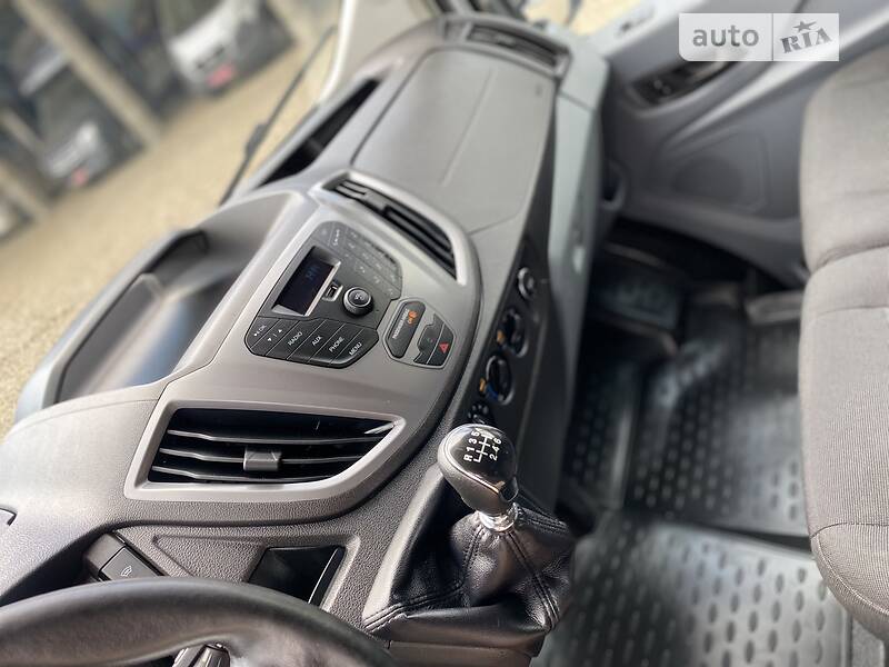 Мінівен Ford Transit 2018 в Мукачевому