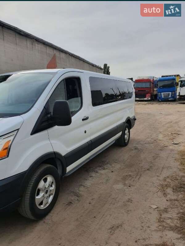 Ford Transit 2017