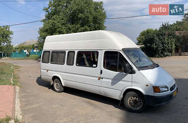 Микроавтобус Ford Transit 2000 в 