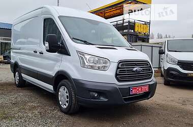 Грузовой фургон Ford Transit 2018 в 
