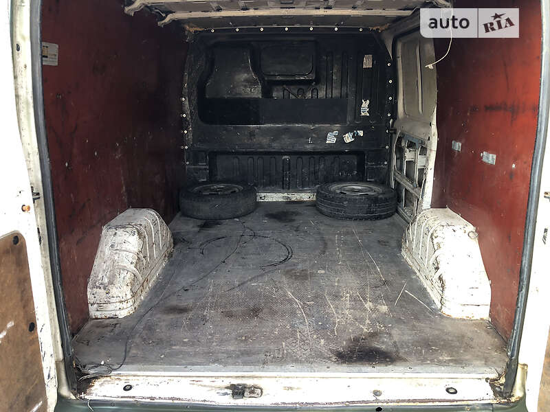 Грузовой фургон Ford Transit 2001 в Галиче