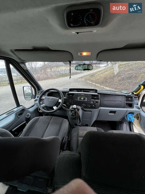 Мікроавтобус Ford Transit 2012 в Снятині