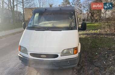 Грузовой фургон Ford Transit 2002 в Трускавце