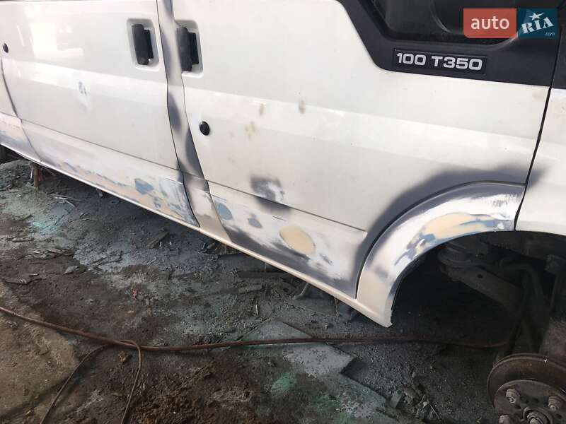 Микроавтобус Ford Transit 2004 в Умани