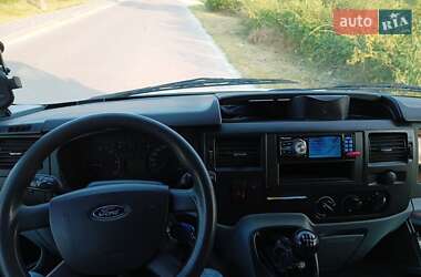 Грузовой фургон Ford Transit 2012 в 
