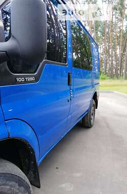 Грузопассажирский фургон Ford Transit 2005 в Сумах