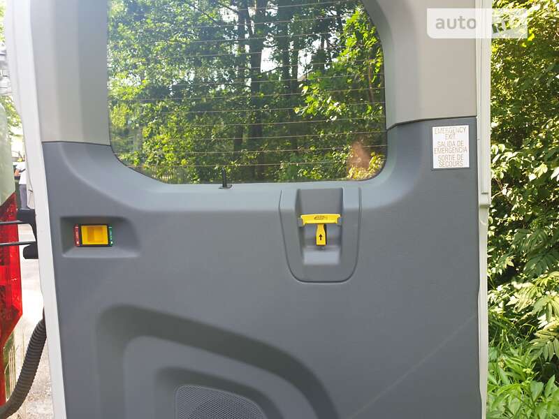 Микроавтобус Ford Transit 2016 в Житомире фото 13 Микроавтобус Ford Transit 2016 в Житомире