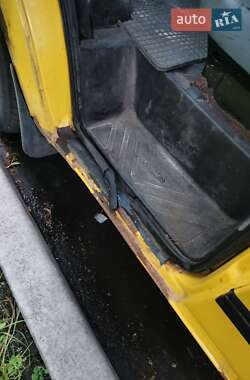 Вантажопасажирський фургон Ford Transit 2007 в 