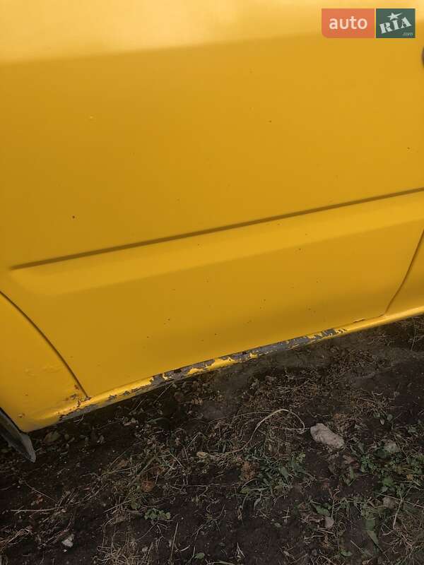 Минивэн Ford Transit 2004 в Сокирянах