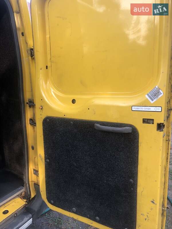 Минивэн Ford Transit 2004 в Сокирянах