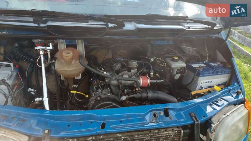 Микроавтобус Ford Transit 1988 в Владимирце фото 10 Микроавтобус Ford Transit 1988 в Владимирце
