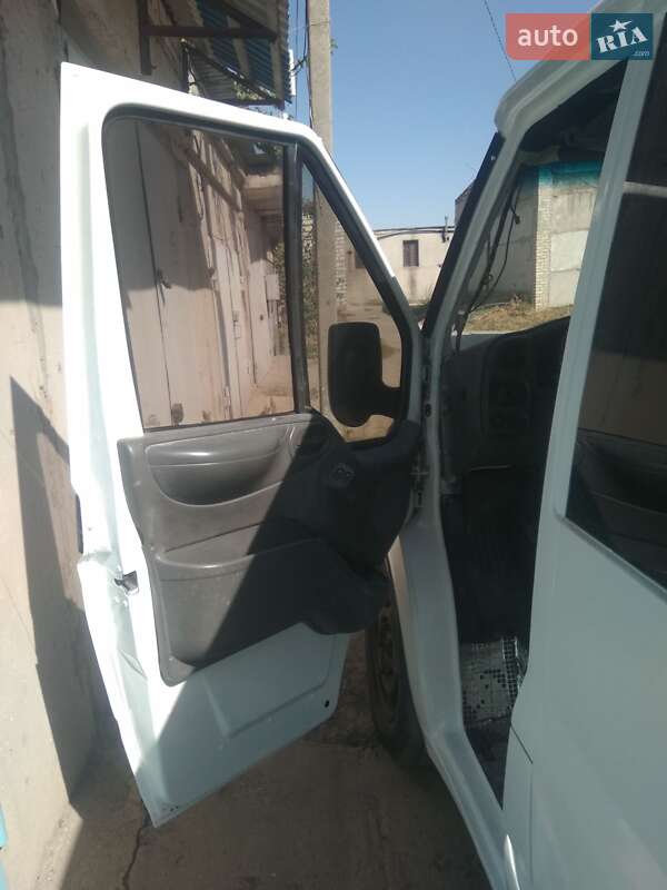 Мікроавтобус Ford Transit 2004 в Одесі фото 51 Мікроавтобус Ford Transit 2004 в Одесі