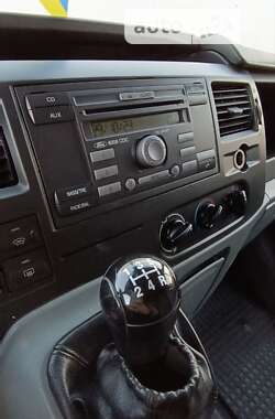 Грузопассажирский фургон Ford Transit 2006 в 