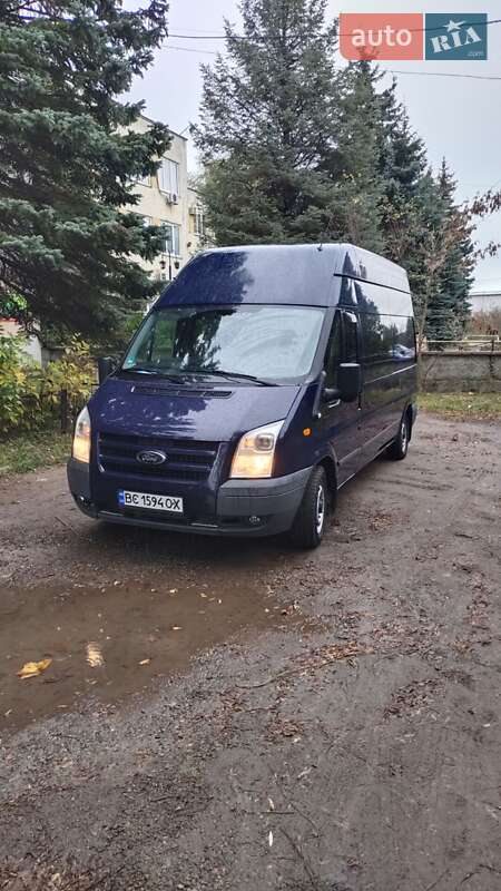 Микроавтобус Ford Transit 2010 в Львове