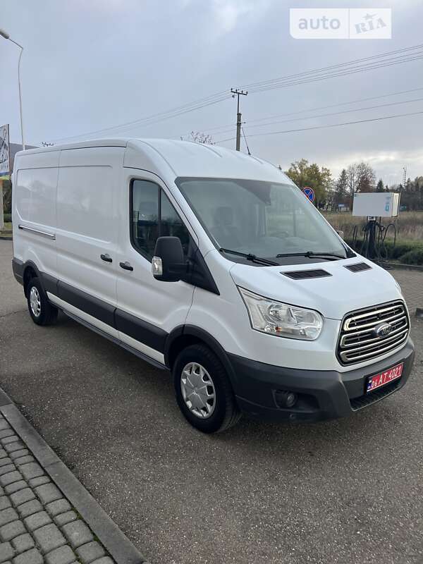 Вантажний фургон Ford Transit 2018 в Виноградові