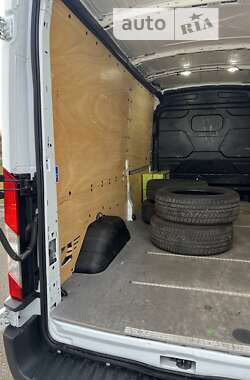 Грузовой фургон Ford Transit 2018 в Виноградове