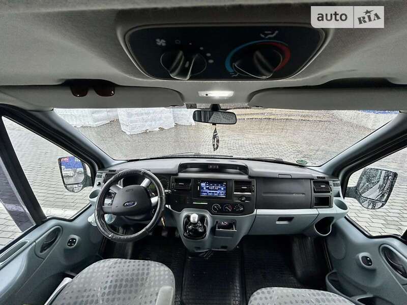 Микроавтобус Ford Transit 2011 в Николаеве