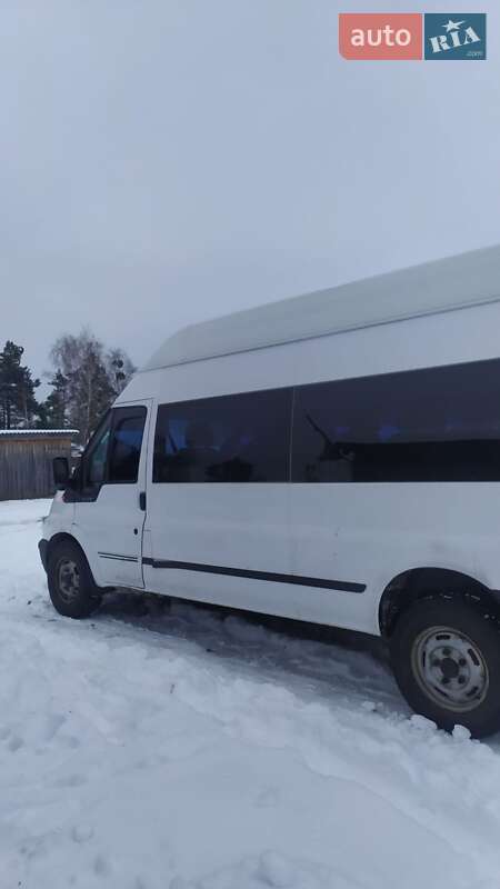 Другие автобусы Ford Transit 2000 в Рокитном