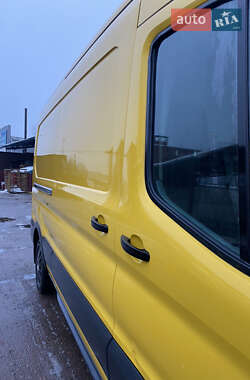 Грузовой фургон Ford Transit 2018 в 