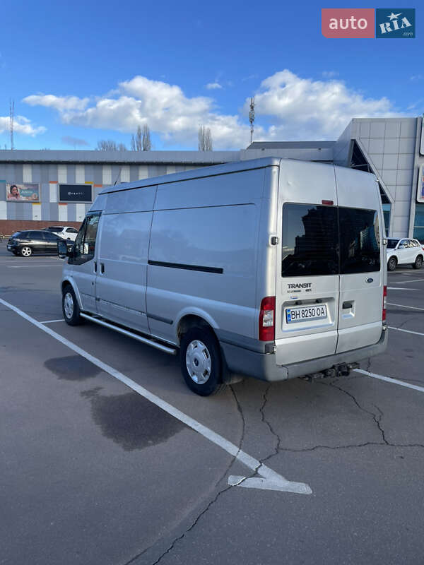 Вантажний фургон Ford Transit 2007 в Одесі