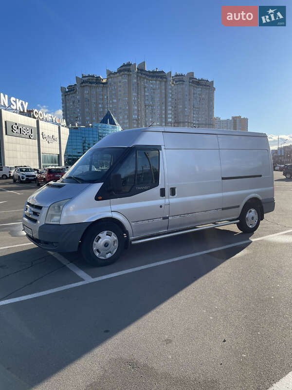 Вантажний фургон Ford Transit 2007 в Одесі
