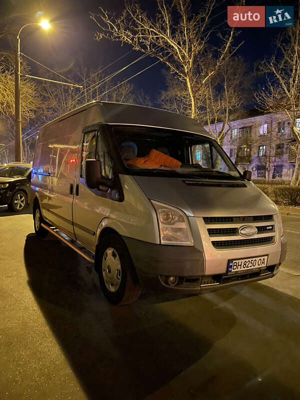 Вантажний фургон Ford Transit 2007 в Одесі