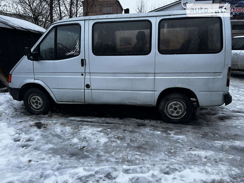 Мікроавтобус Ford Transit 1987 в Шептицькому