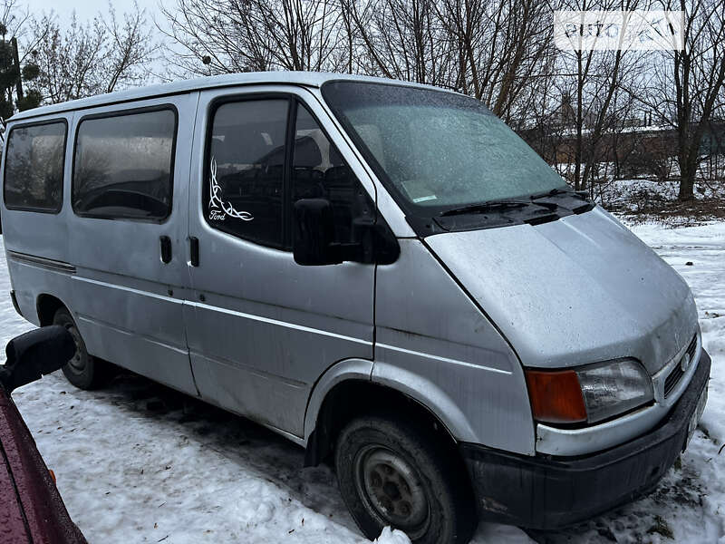 Мікроавтобус Ford Transit 1987 в Шептицькому