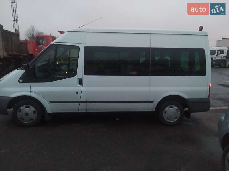 Микроавтобус Ford Transit 2010 в Киеве