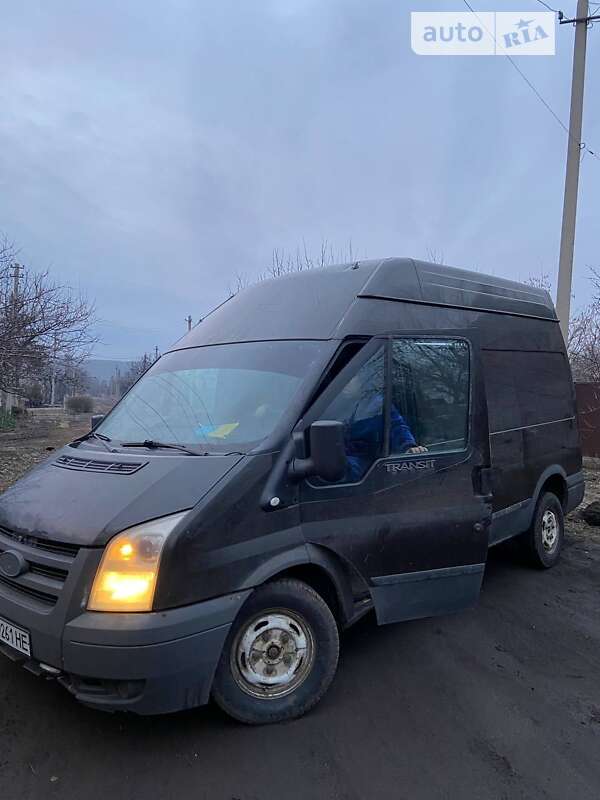 Вантажний фургон Ford Transit 2011 в Добропіллі