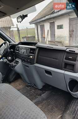 Мінівен Ford Transit 2013 в 