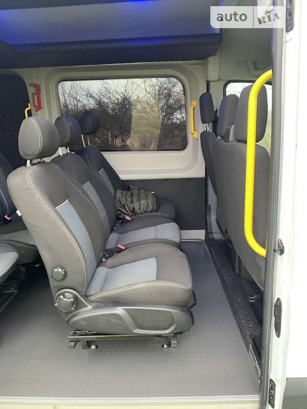 Микроавтобус Ford Transit 2015 в Самборе