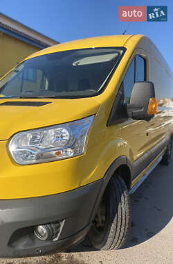 Грузовой фургон Ford Transit 2018 в 