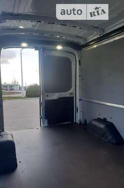 Грузовой фургон Ford Transit 2018 в Ковеле