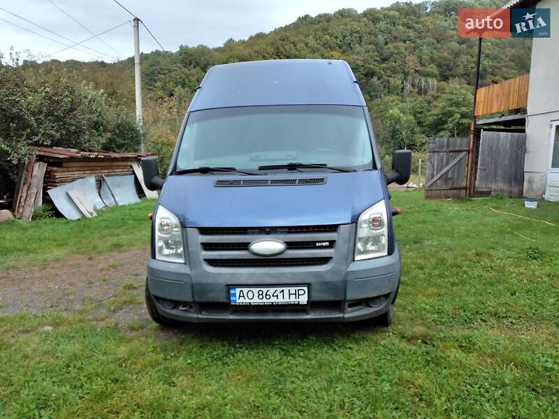 Вантажний фургон Ford Transit 2007 в Мукачевому