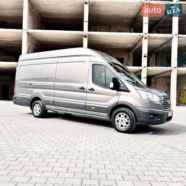 Грузовой фургон Ford Transit 2016 в Тернополе