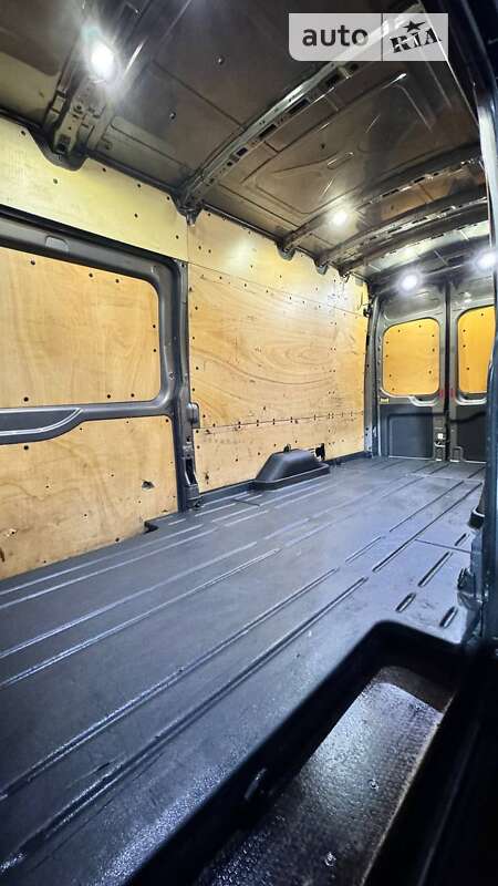 Грузовой фургон Ford Transit 2016 в Тернополе
