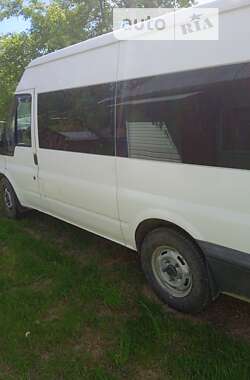 Вантажопасажирський фургон Ford Transit 2000 в Косові