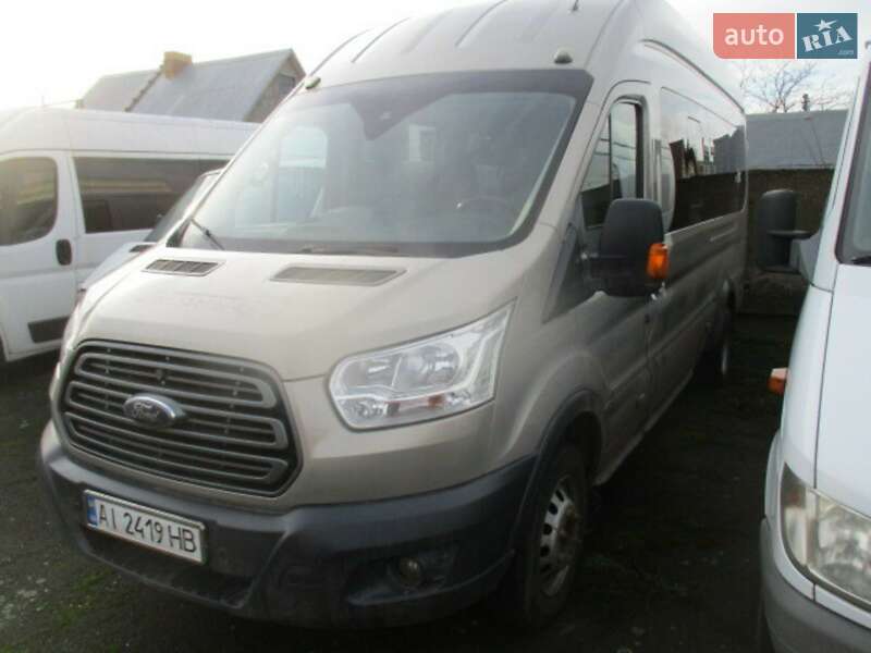 Микроавтобус Ford Transit 2017 в 