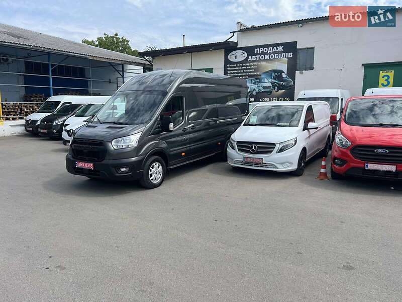 Грузовой фургон Ford Transit 2019 в Луцке