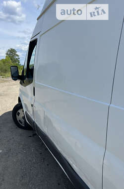 Грузовой фургон Ford Transit 2008 в 