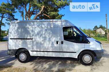 Грузовой фургон Ford Transit 2012 в Сарнах