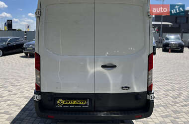 Грузовой фургон Ford Transit 2019 в 