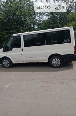 Автобус Ford Transit 2004 в Радехове