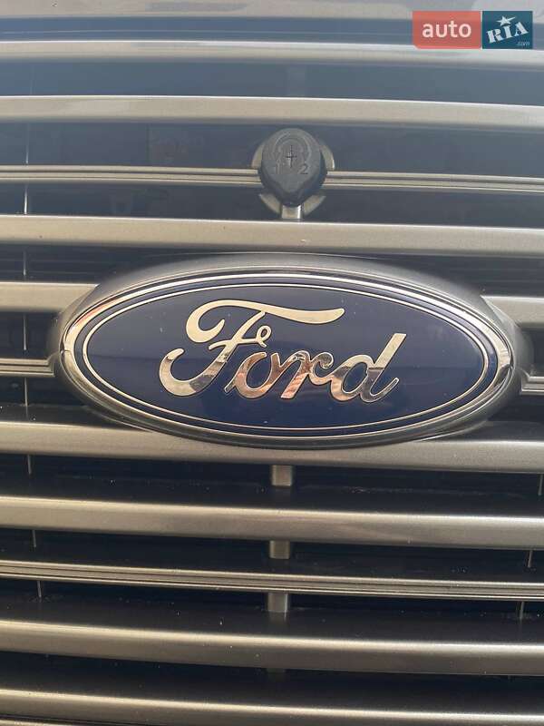 Вантажний фургон Ford Transit 2018 в Києві