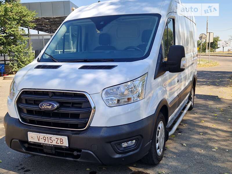 Вантажний фургон Ford Transit 2020 в Южному